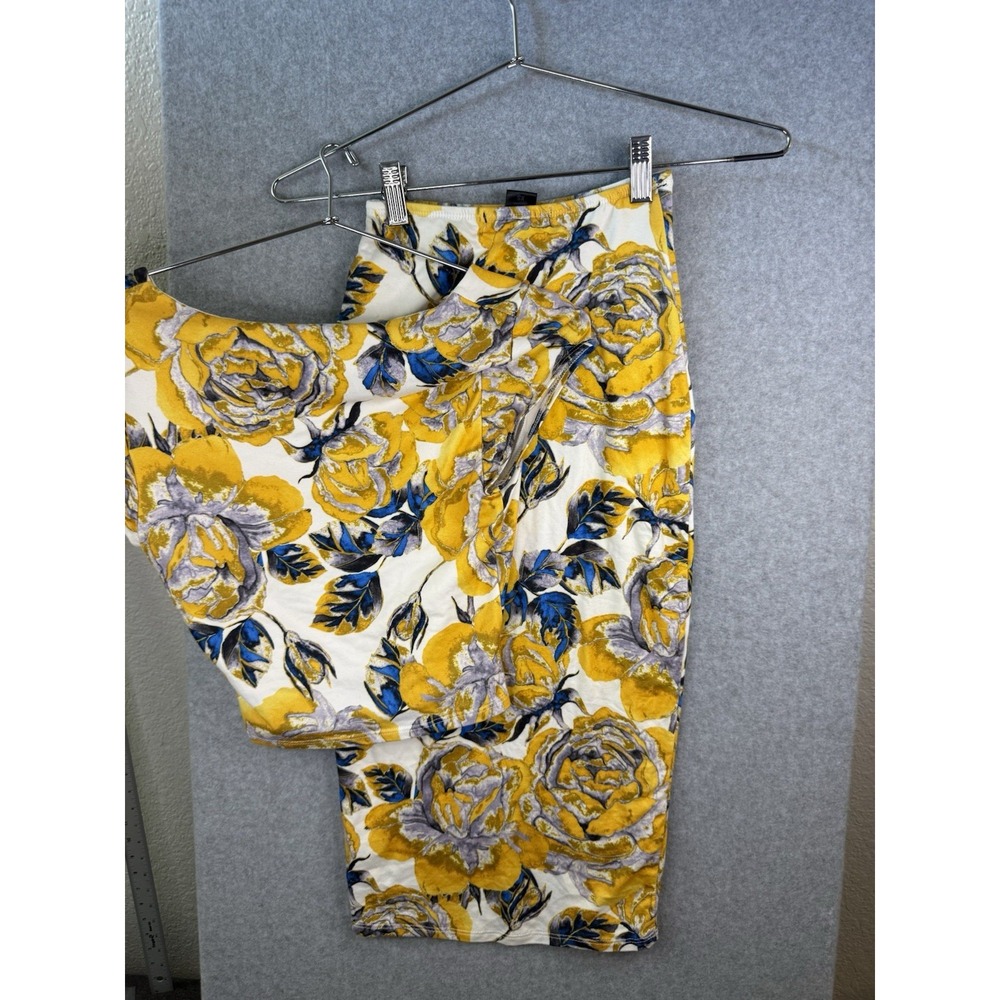Joe & Elle yellow rose print crop top and skirt Set - Picture 3 of 4
